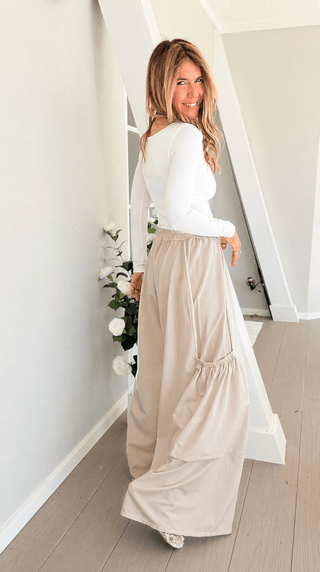 Moon Big Pocket Italian Pants- Beige