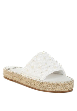 Pearls & Daydreams Platform Slides