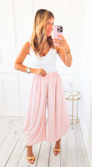 Spezia Crisp Solid Barrel Pants- Blush