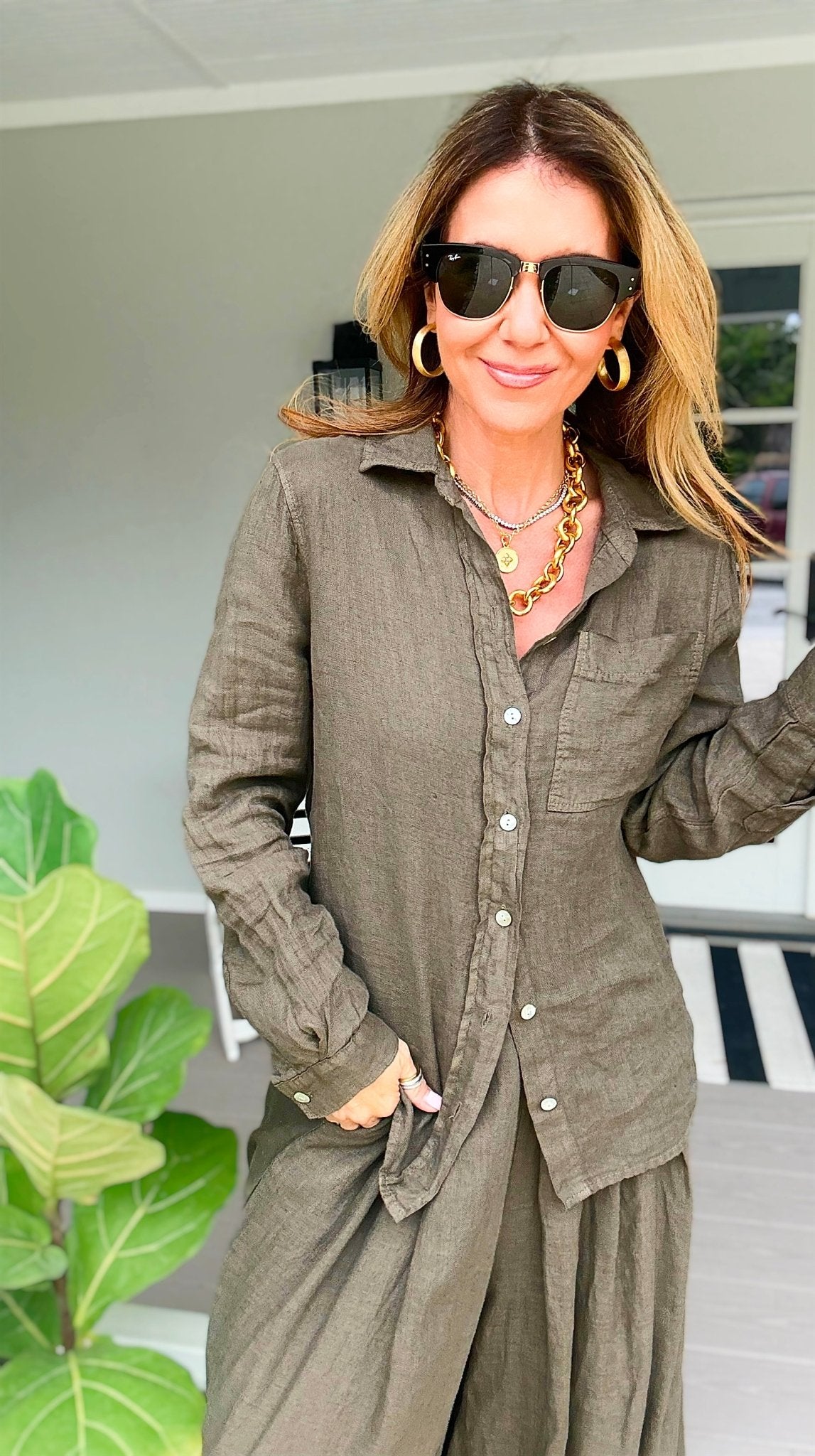 Tuscany Linen Italian Button Top- Army Green