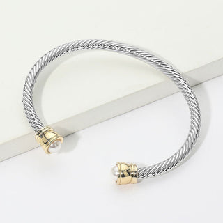 Twisted Pear Tip Bracelet