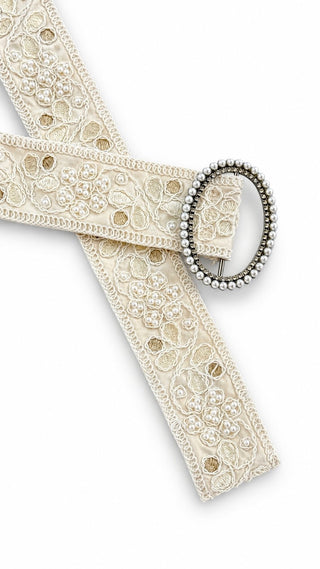 Vintage-Inspired Floral Stitch Belt