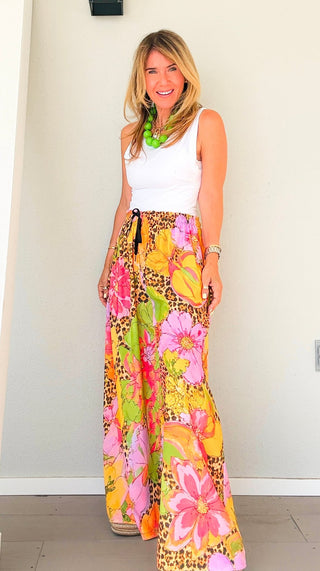Wild Bloom Kapri Italian Pants