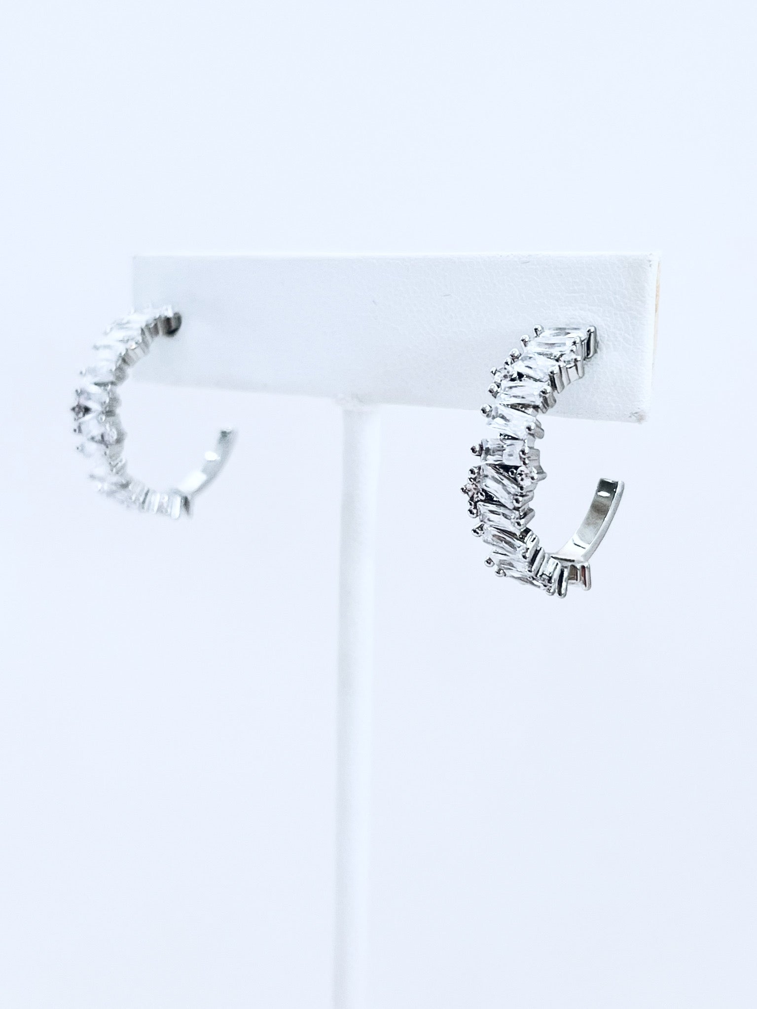 Edgy Baguette Hoop Earrings-230 Jewelry-NYC-Coastal Bloom Boutique, find the trendiest versions of the popular styles and looks Located in Indialantic, FL