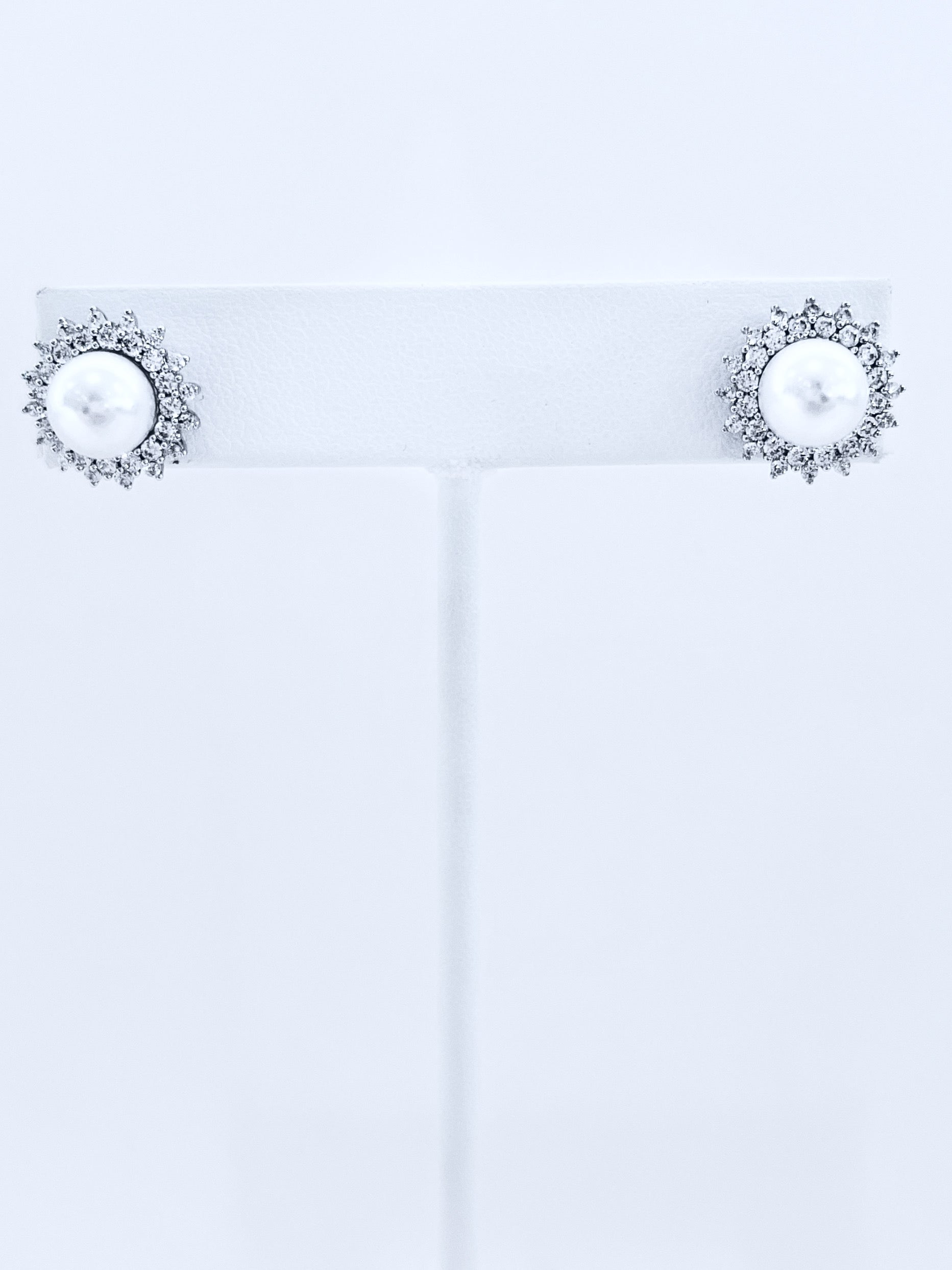 Crystal Flower & Pearl Earrings-230 Jewelry-NYC-Coastal Bloom Boutique, find the trendiest versions of the popular styles and looks Located in Indialantic, FL